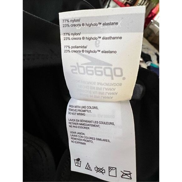 Speedo Women's One Piece UPF 50 Protect Conservative Swimwear In Black Size 6 - Picture 8 of 8